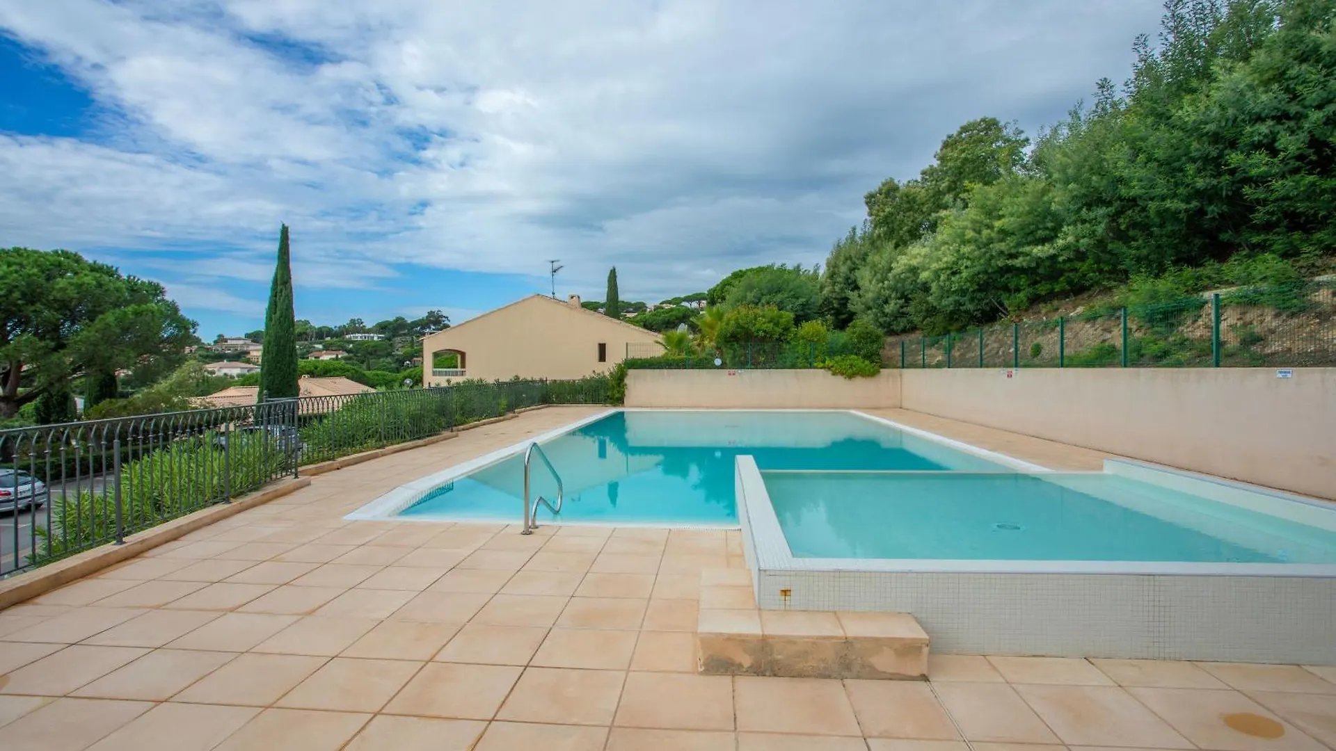 Appartement Chene Liege Sainte-Maxime 0*,